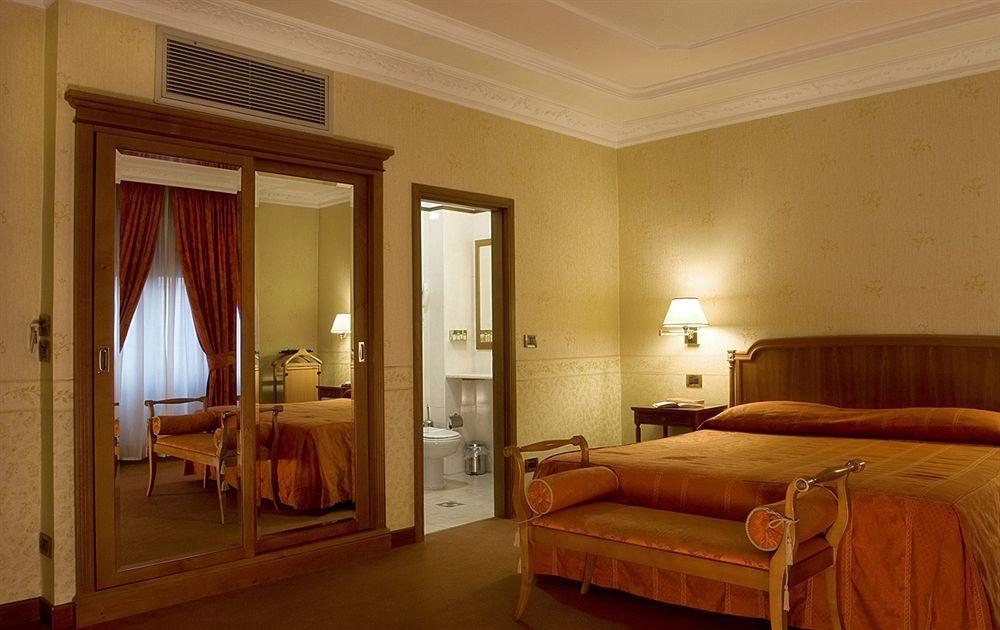 Strozzi Palace Hotel Florencie Pokoj fotografie